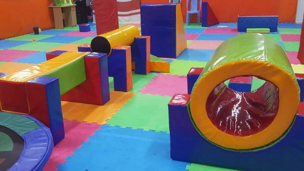 فواید استفاده از ضربه گیر فومی مهدکودک